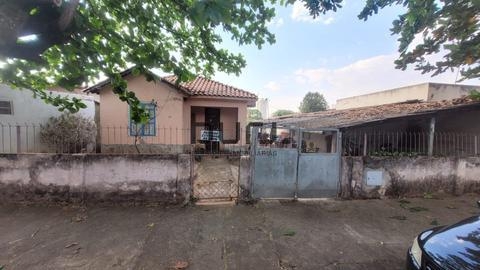 Casa à venda em Goiânia, Setor Leste Vila Nova, com 2 quartos, com 189.85 m²