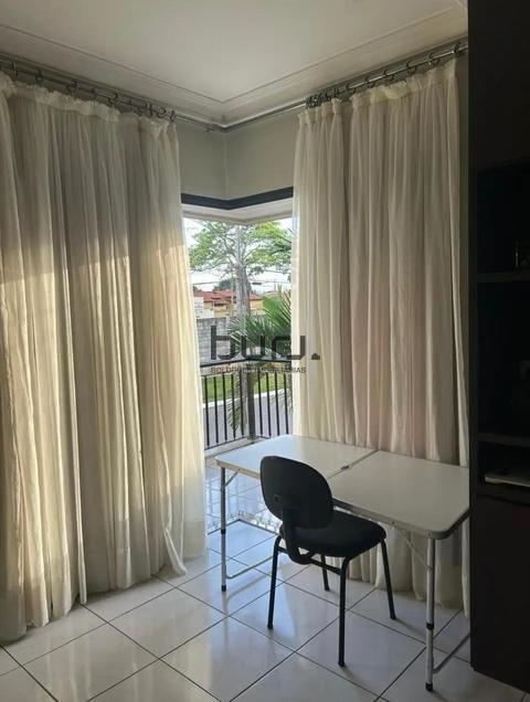 Sobrado com 4 suítes no Jardins Madri 